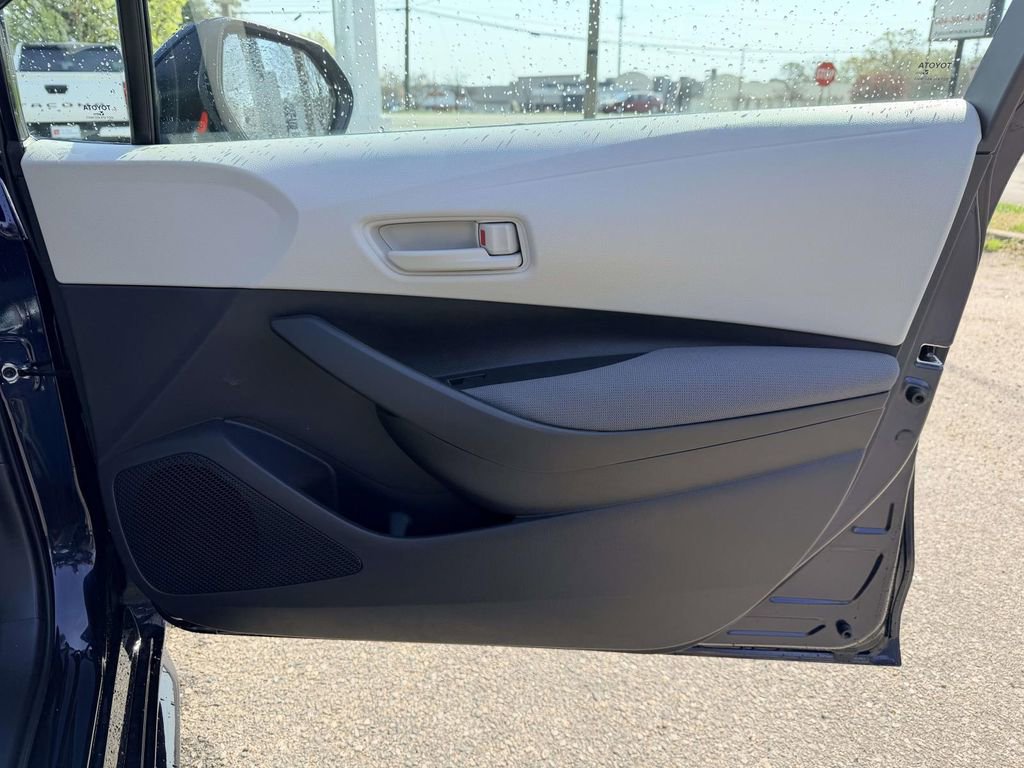 Certified 2025 Toyota Corolla LE image 11