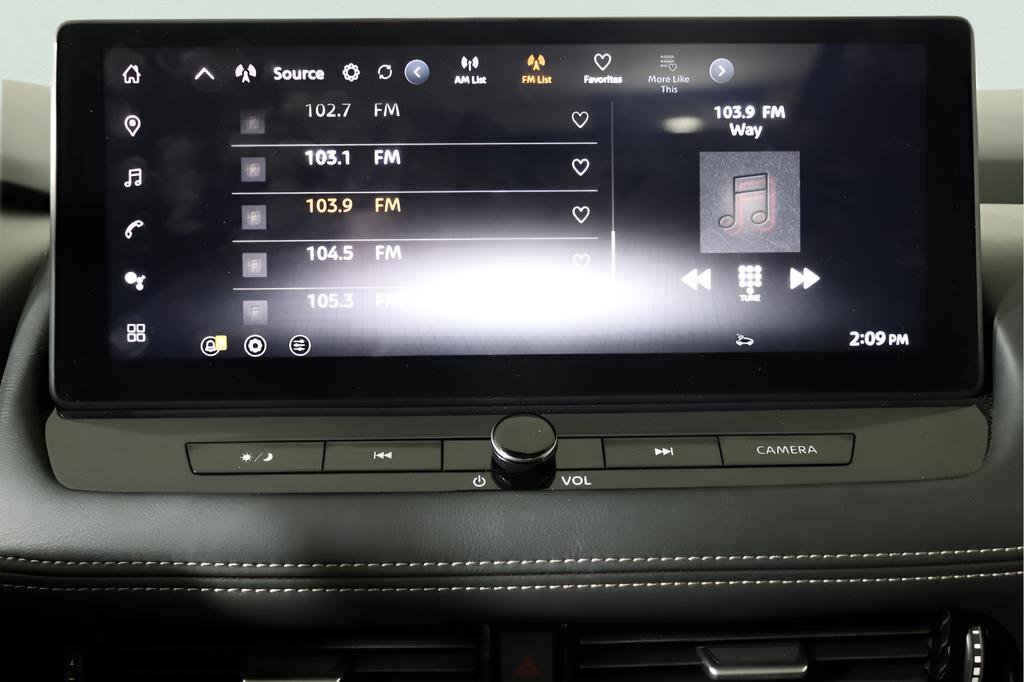 Used 2024 Nissan Rogue SL w/ SL Premium Package image 21