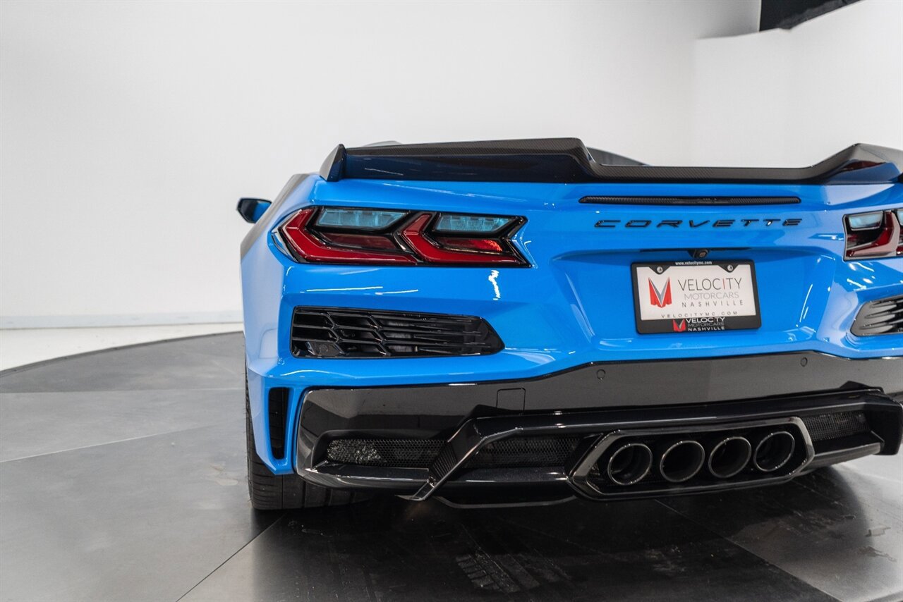 Used 2023 Chevrolet Corvette Z06 w/ Stealth Interior Trim Package RWD image 93