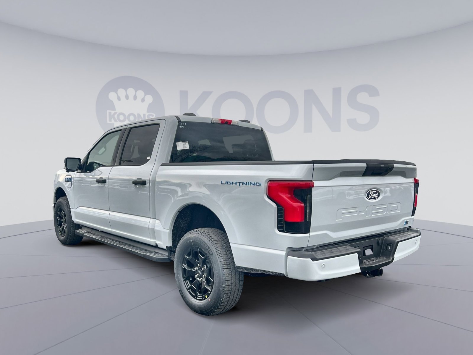 New 2025 Ford F150 Lightning XLT image 4