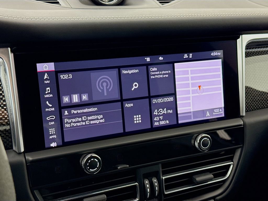Certified 2024 Porsche Macan GTS image 20
