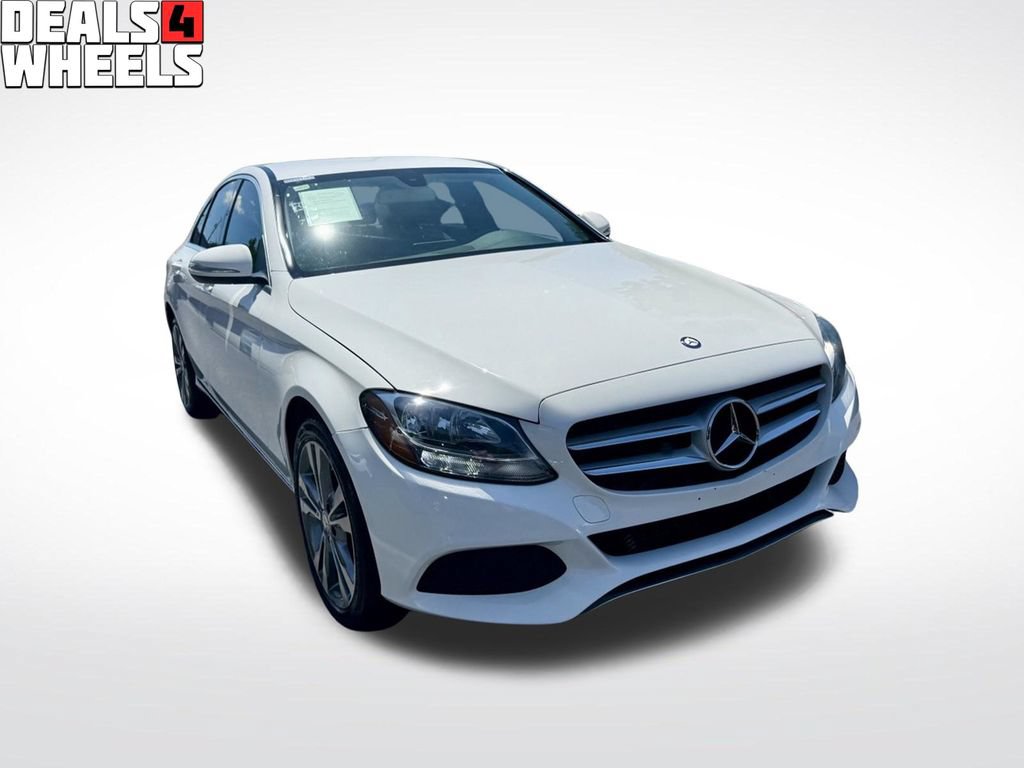 Used 2015 Mercedes-Benz C 300 4MATIC Sedan image 3