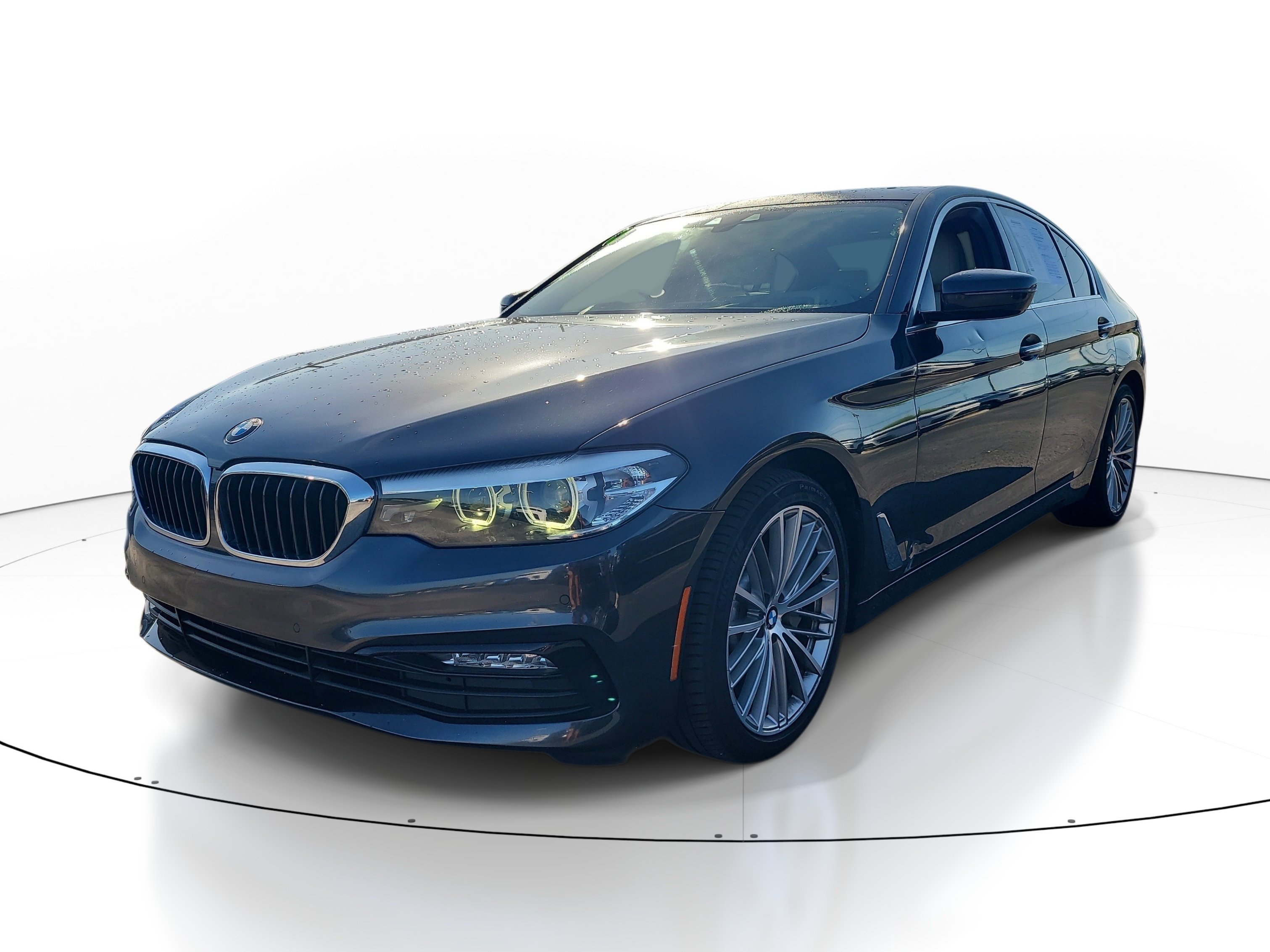 Used 2018 BMW 540i w/ Premium Package RWD image 3