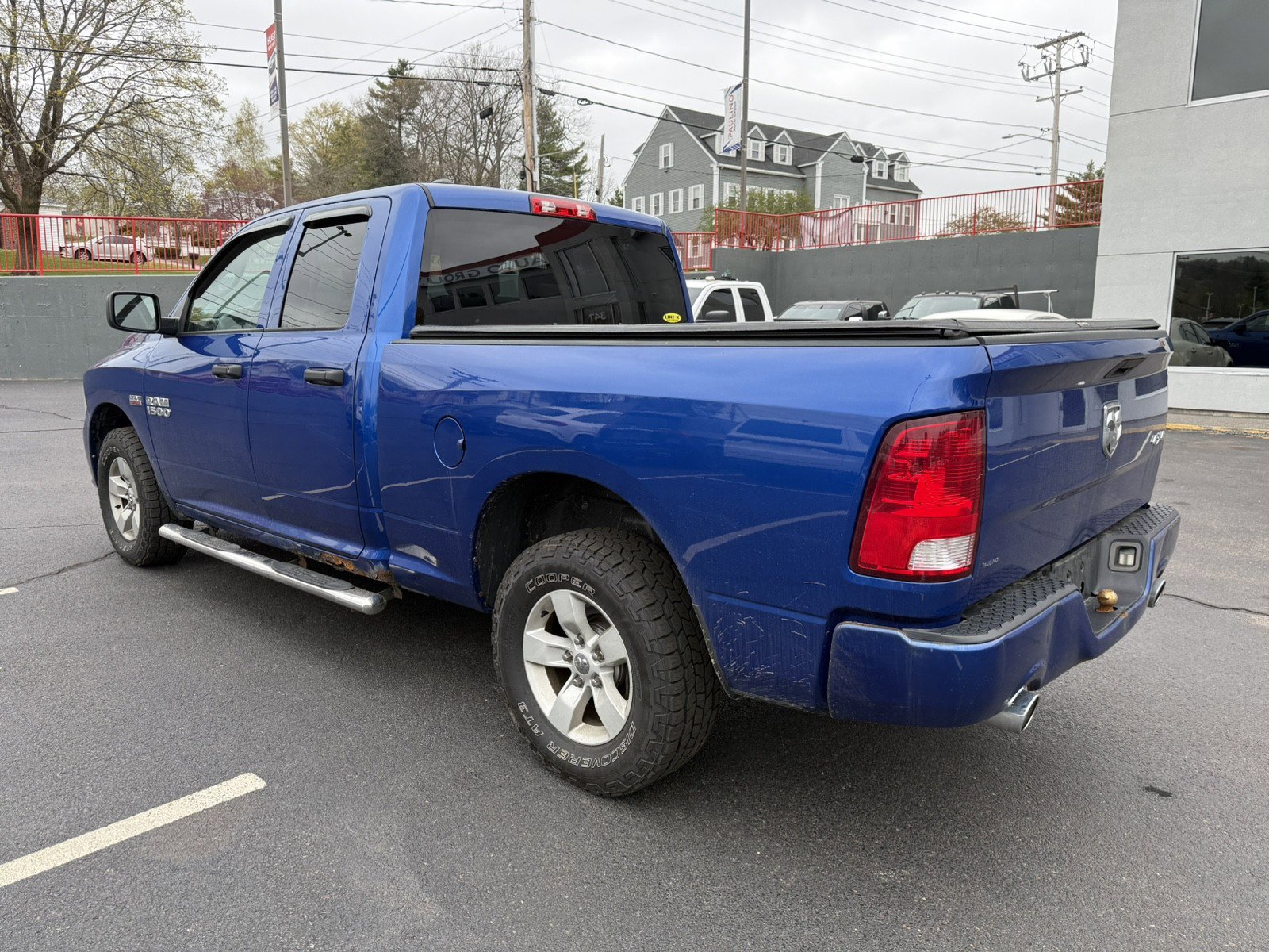 Used 2017 RAM 1500 Express AWD/4WD image 8