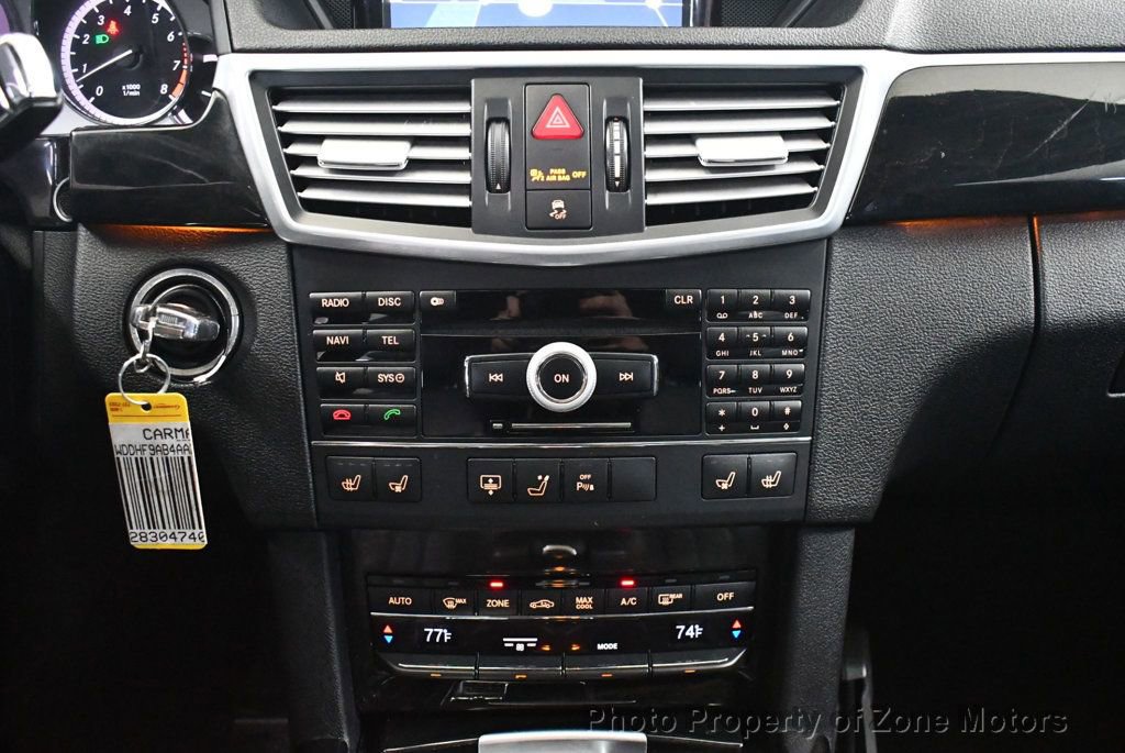 Used 2010 Mercedes-Benz E 550 4MATIC Sedan image 27