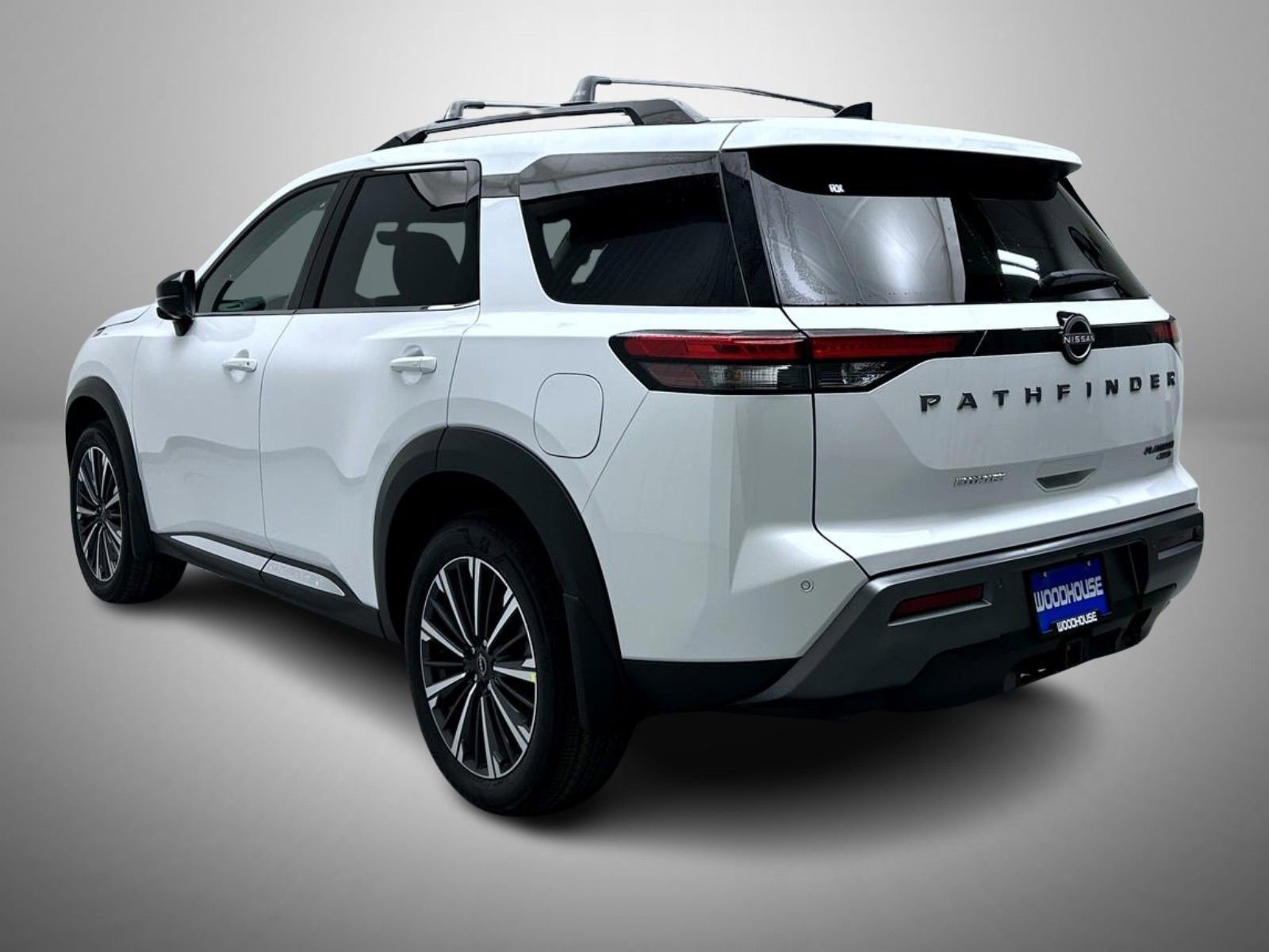 New 2026 Nissan Pathfinder Platinum image 7