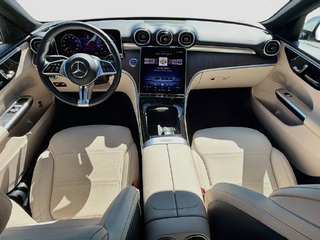 Used 2025 Mercedes-Benz C 300 Sedan image 15