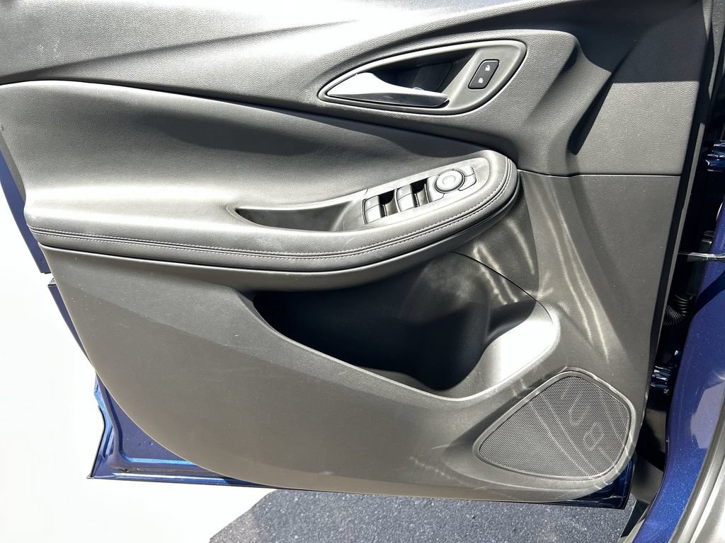 Used 2023 Buick Encore GX Select w/ Safety Package II FWD image 22