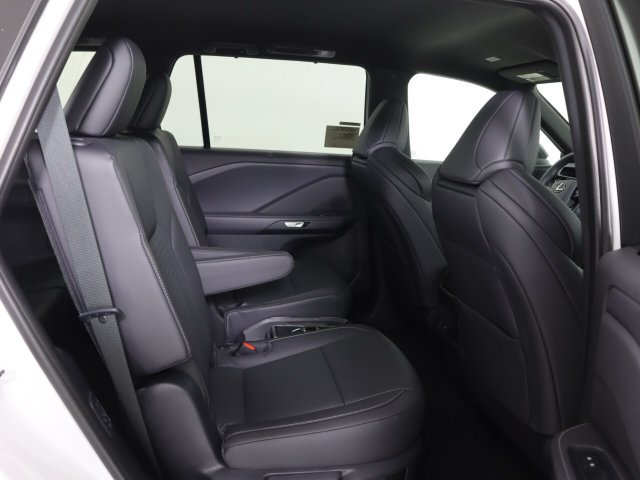New 2026 Lexus TX 500h AWD w/ Technology Package image 14