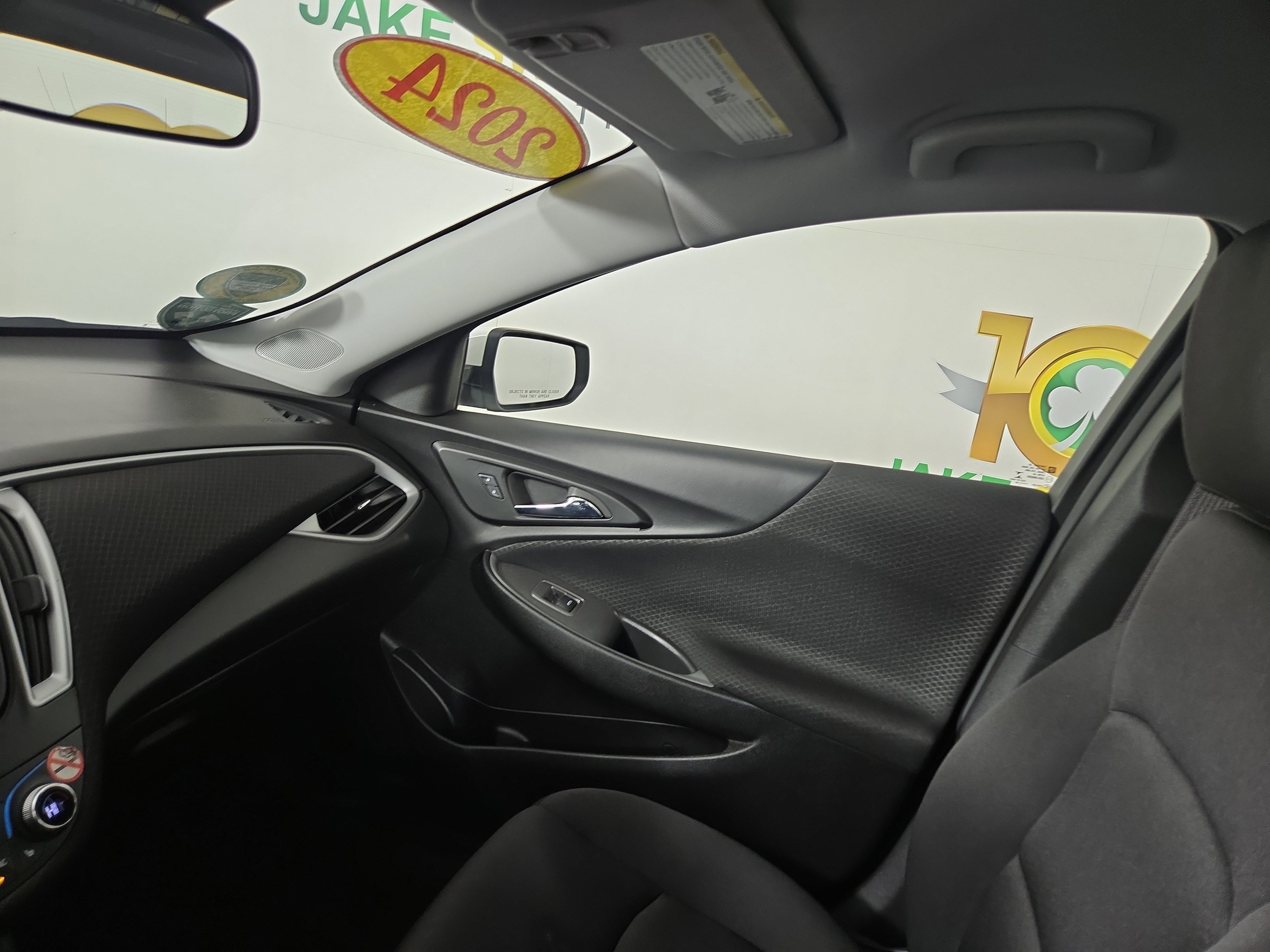 Used 2024 Chevrolet Malibu LT image 23