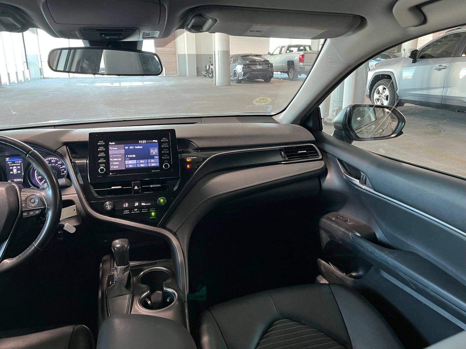 Used 2021 Toyota Camry SE FWD image 34