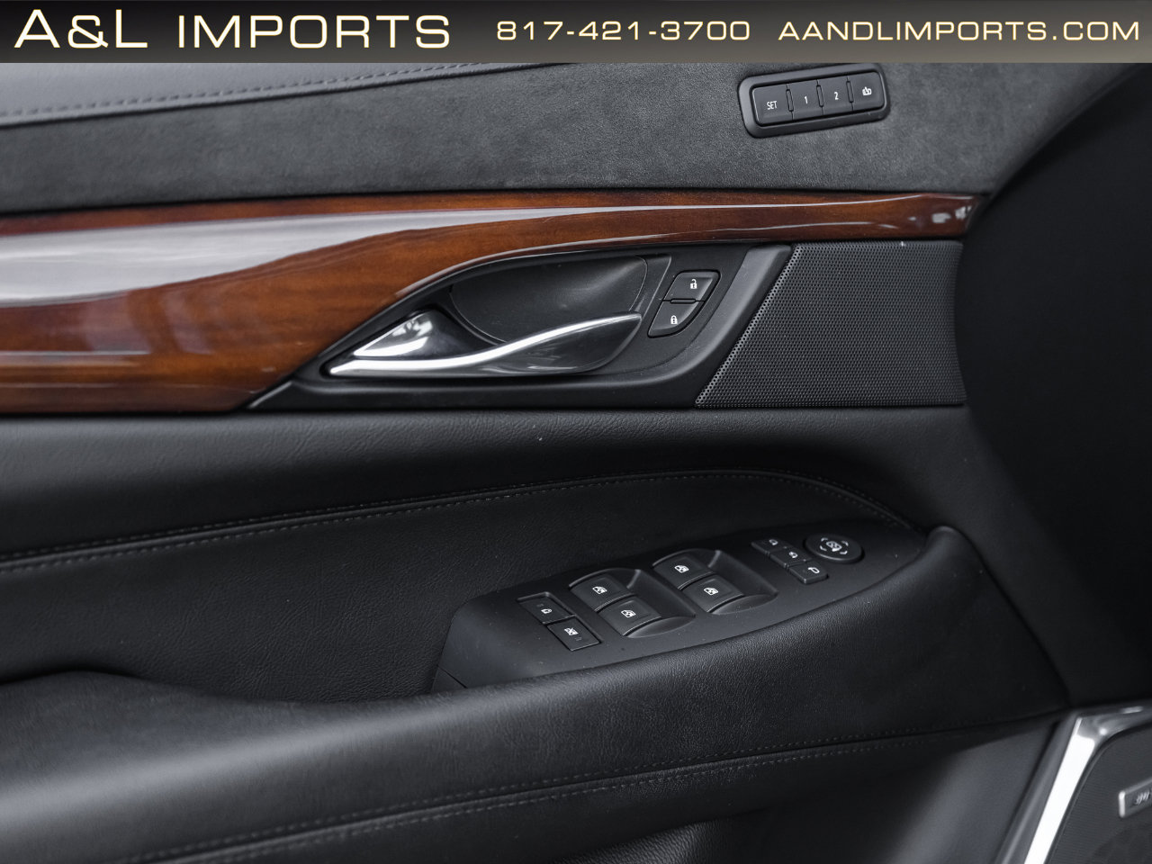 Used 2019 Cadillac Escalade Luxury AWD/4WD image 39