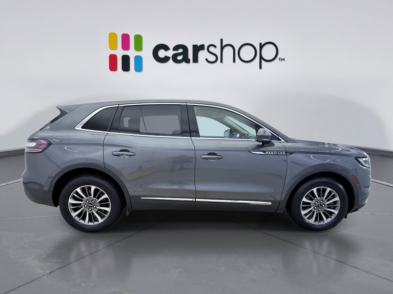 Used 2022 Lincoln Nautilus AWD w/ Premium Package image 6