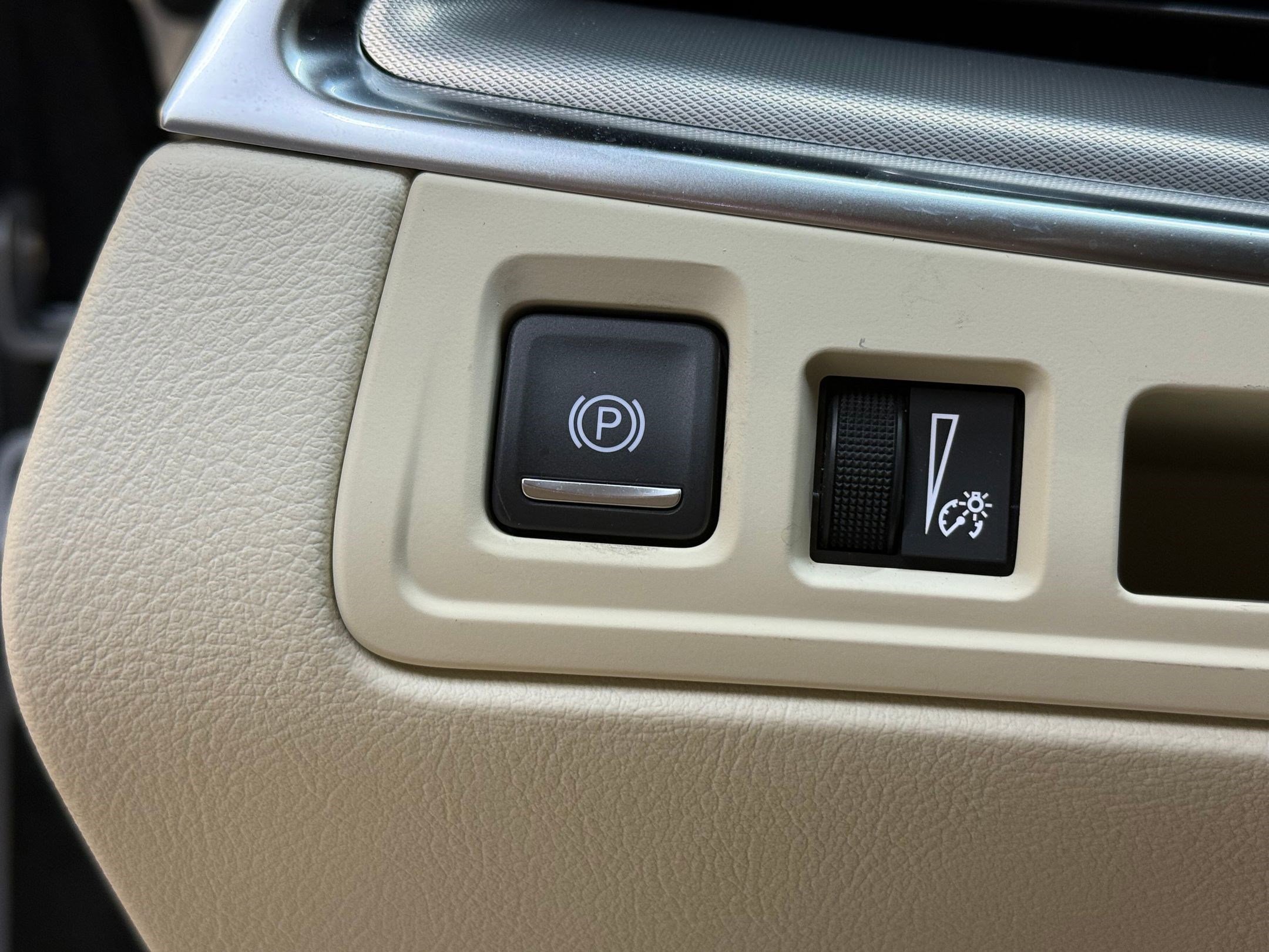 Certified 2023 Cadillac XT5 Premium Luxury image 29