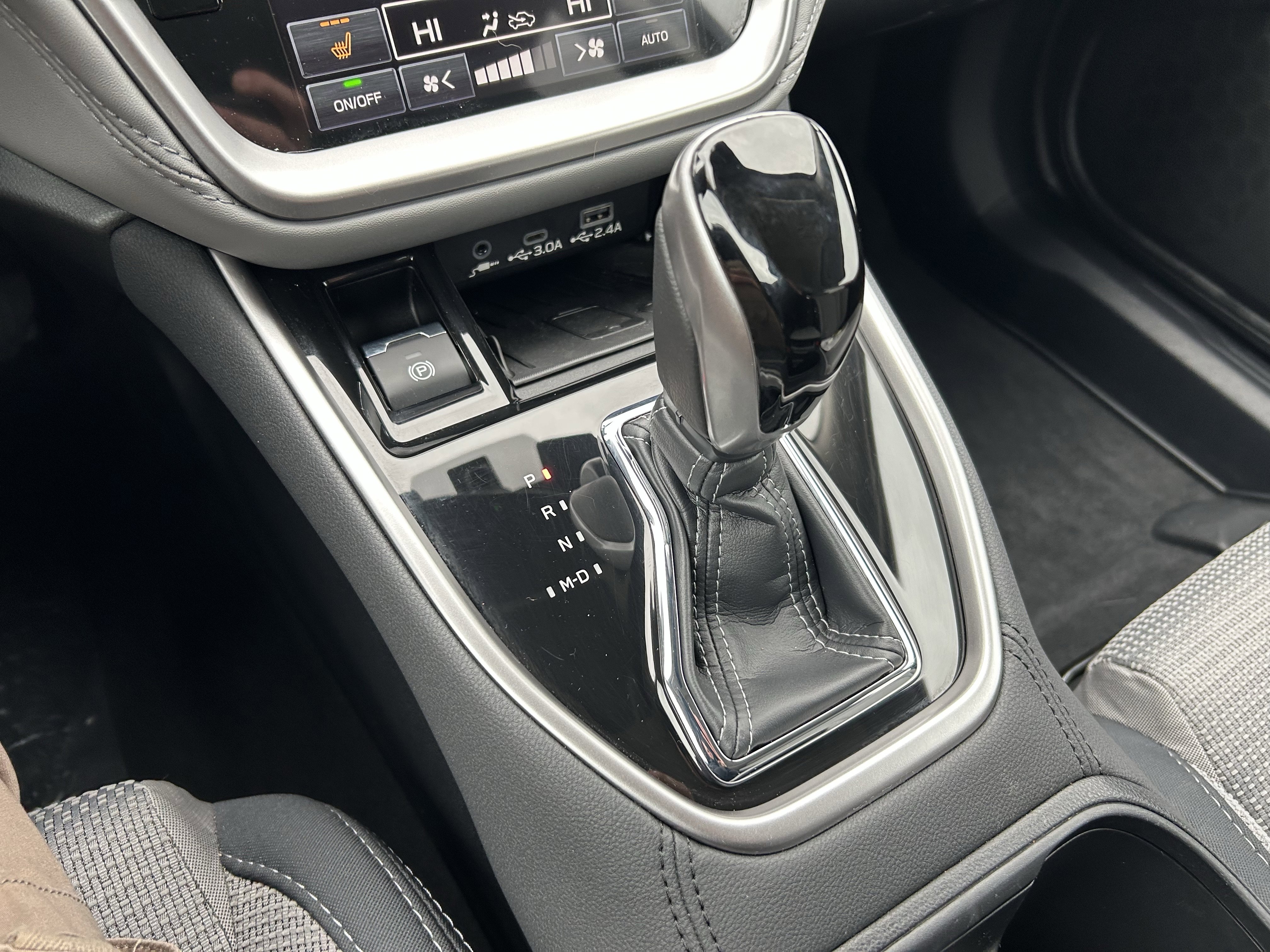 Used 2025 Subaru Outback Premium w/ Popular Package #1 image 15