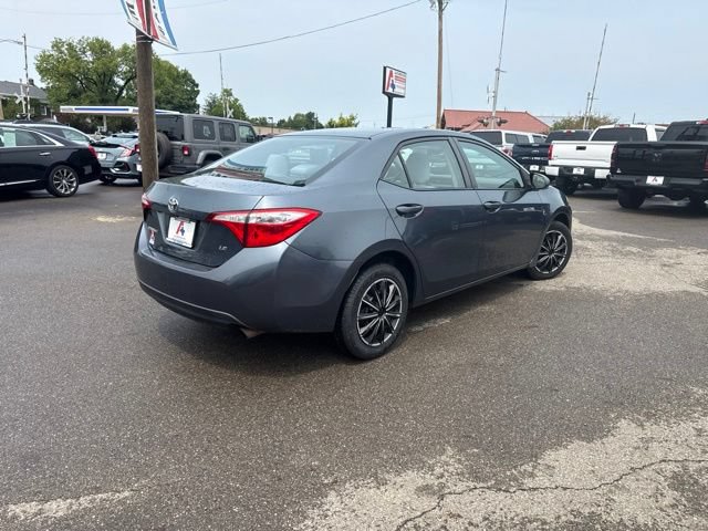Used 2016 Toyota Corolla LE FWD image 27