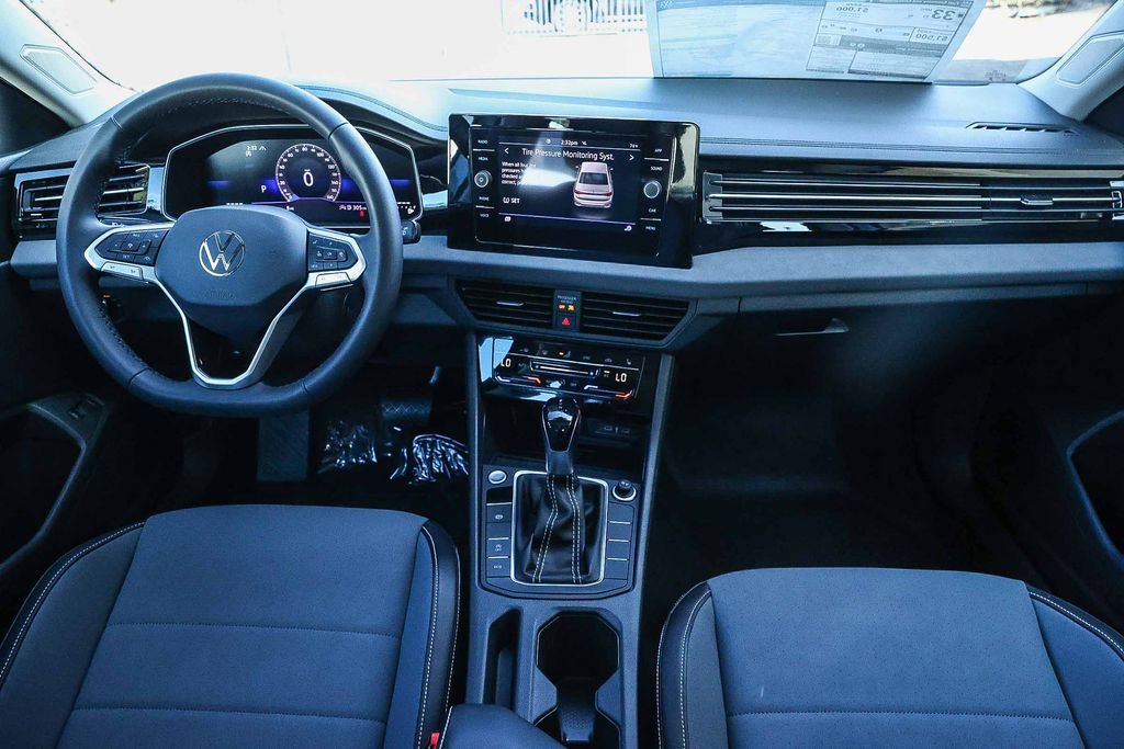 New 2026 Volkswagen Jetta SE image 18