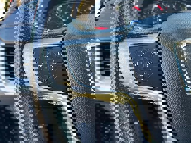 Used 2024 GMC Terrain SLE image 23