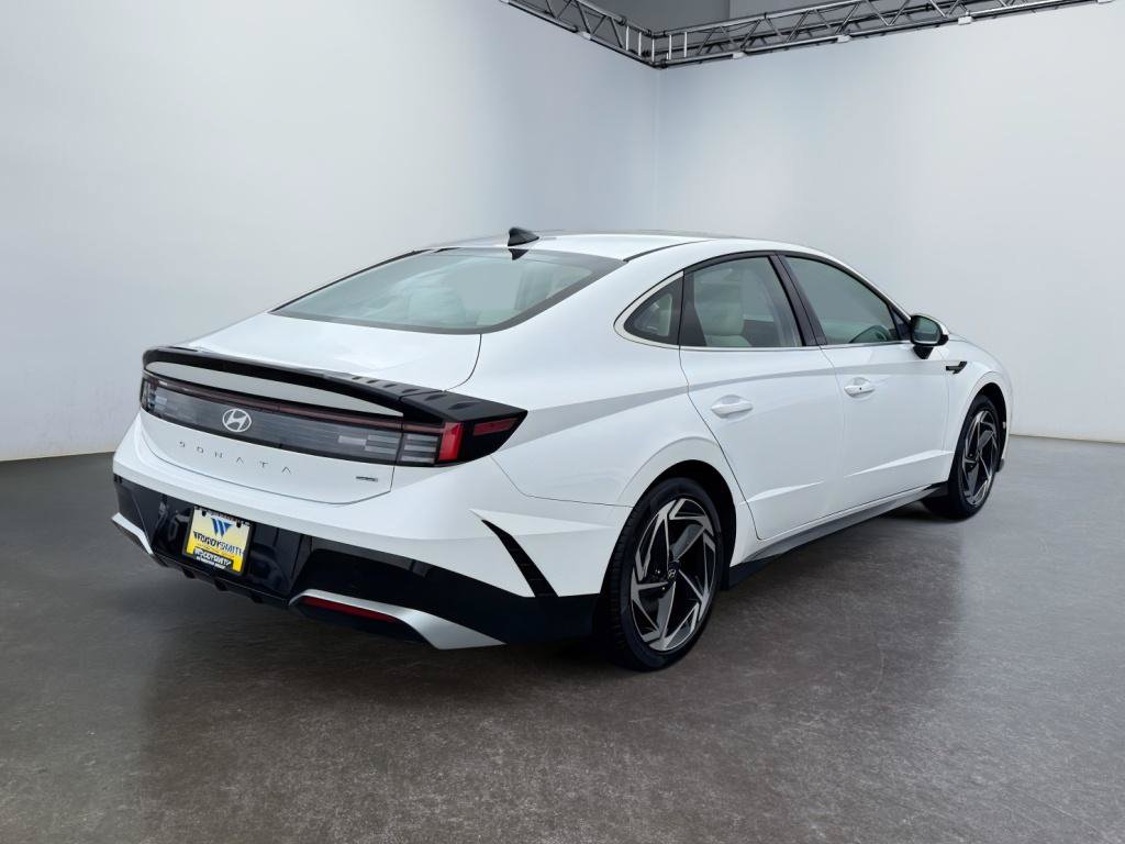 New 2026 Hyundai Sonata SEL AWD/4WD image 5
