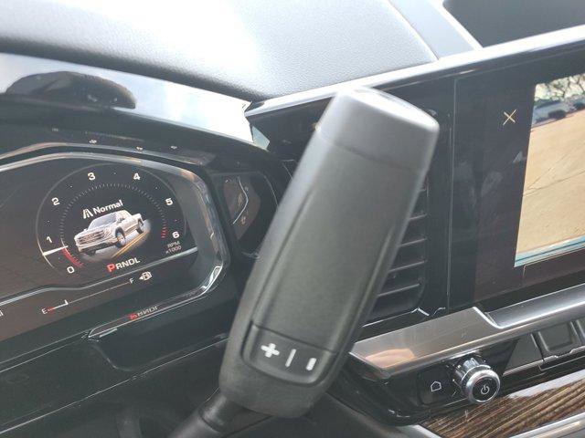 New 2025 GMC Sierra 1500 Elevation image 25