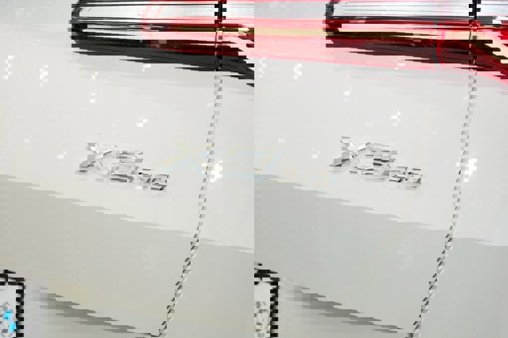 Used 2025 BMW X3 xDrive30i w/ Premium Package image 10