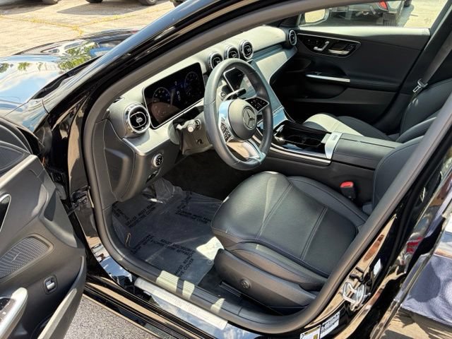 Used 2025 Mercedes-Benz C 300 Sedan image 13