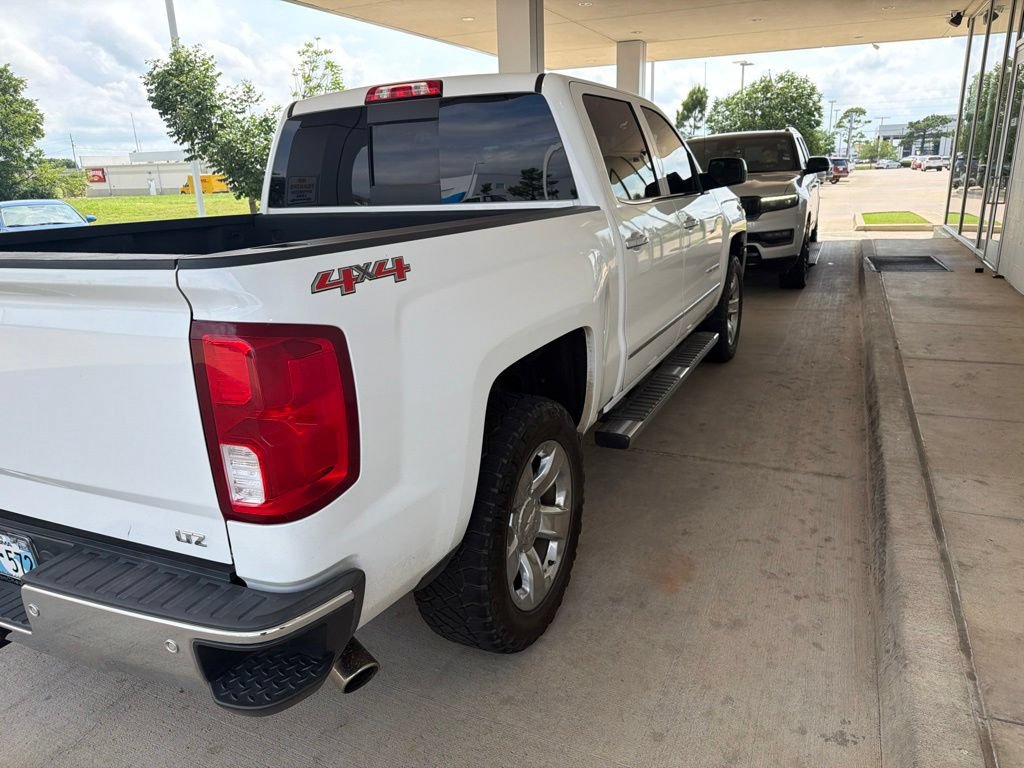 Used 2017 Chevrolet Silverado 1500 LTZ w/ Sport Package AWD/4WD image 5
