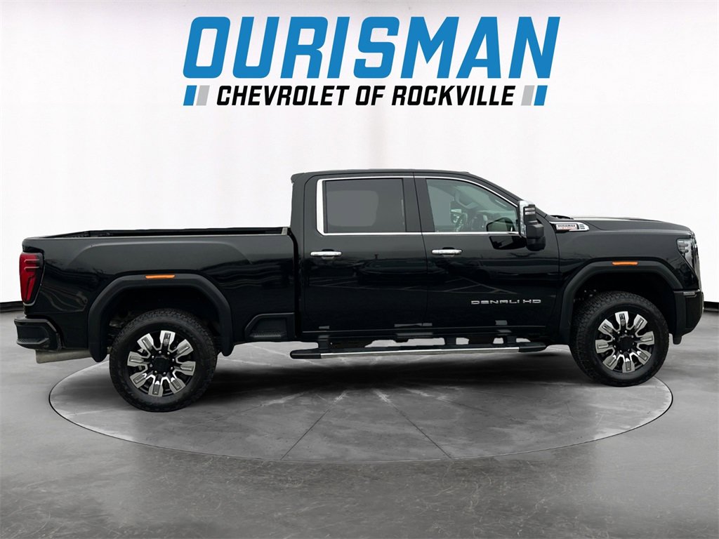 Used 2025 GMC Sierra 2500 Denali image 7