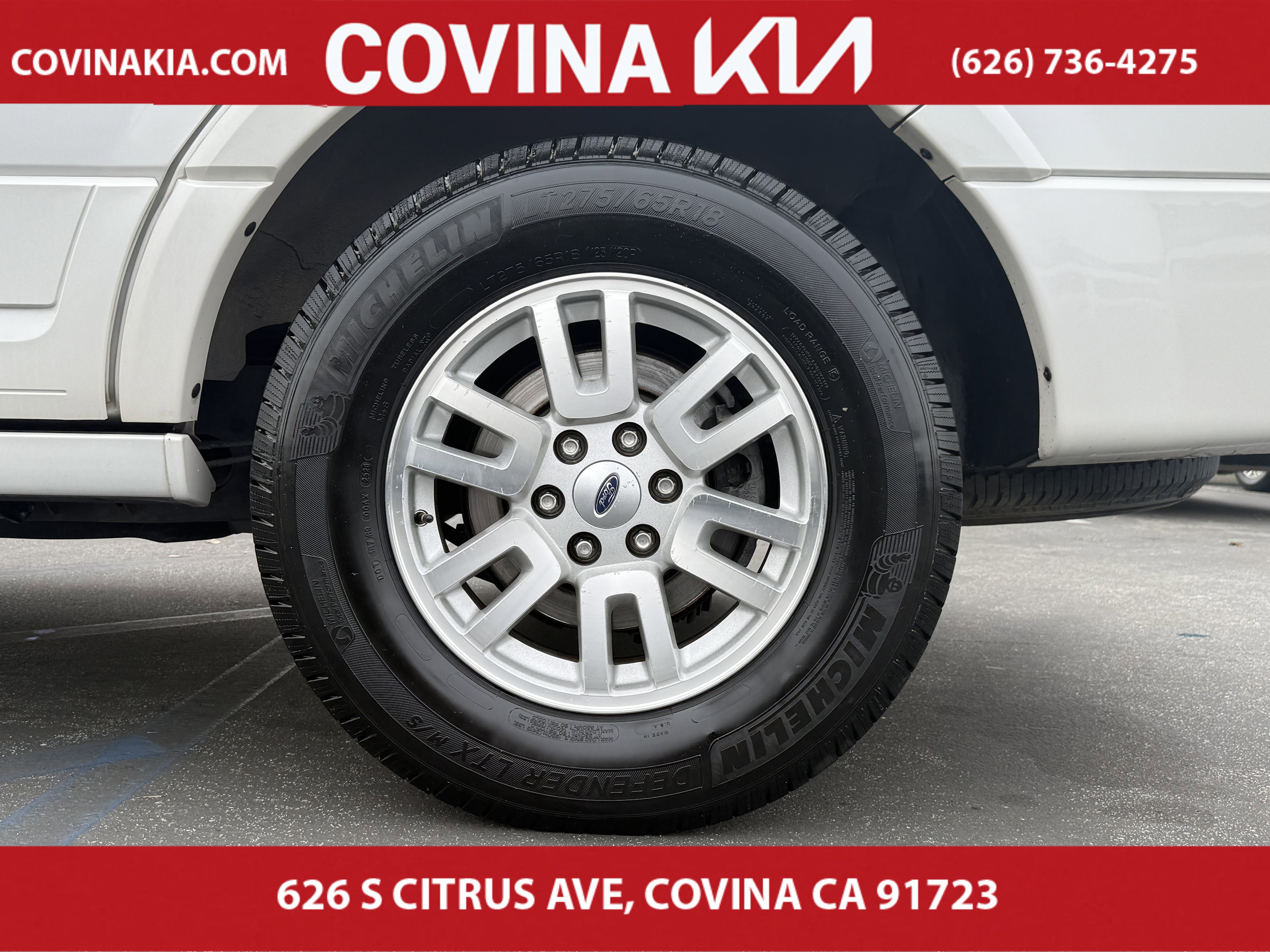 Used 2012 Ford Expedition Limited image 11