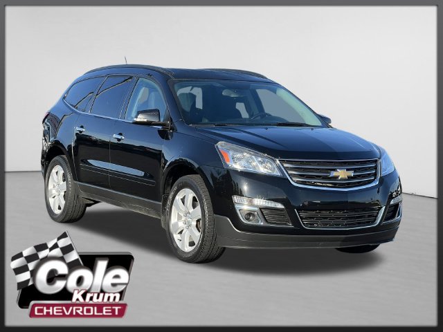 Used 2017 Chevrolet Traverse LT w/ Style and Technology Package FWD image 1