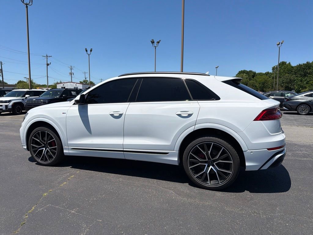Used 2020 Audi Q8 Prestige w/ Prestige Package AWD/4WD image 10