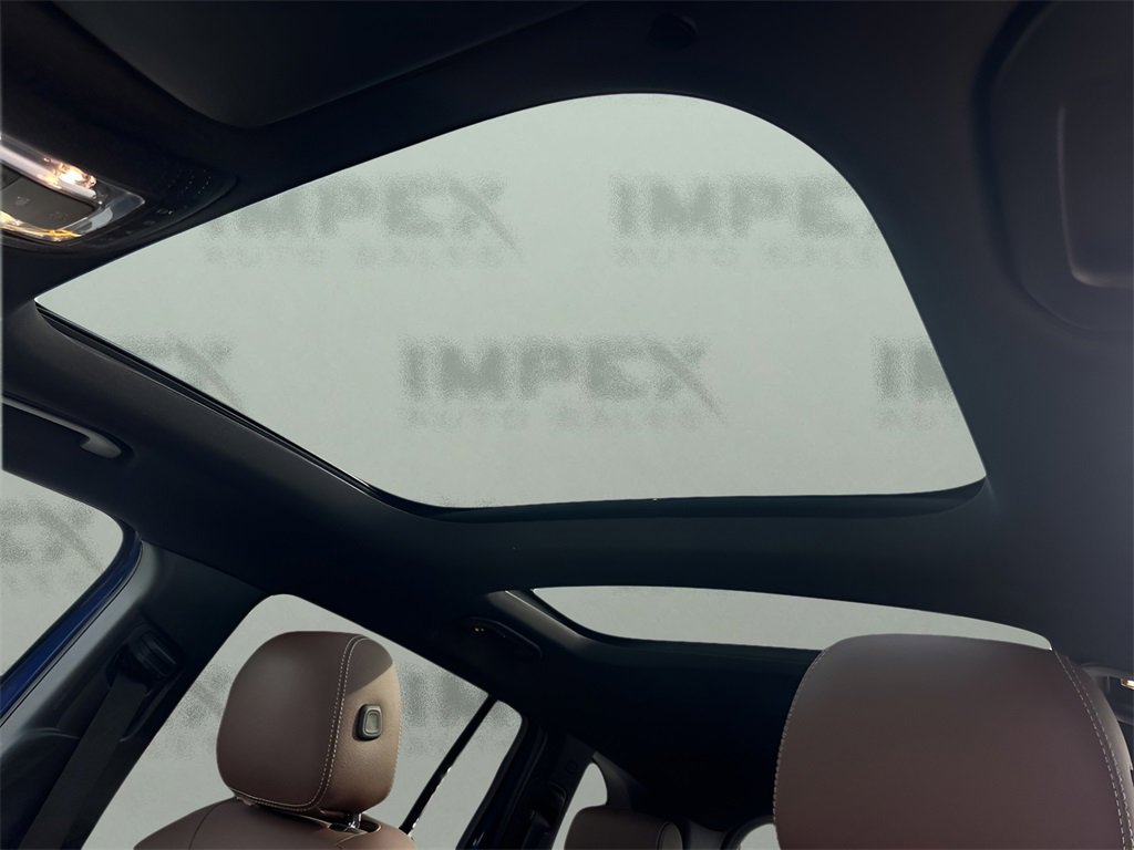 Used 2021 Mercedes-Benz GLB 250 4MATIC image 12