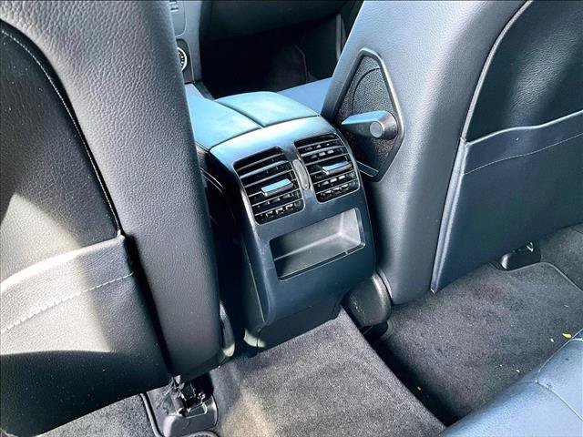 Used 2014 Mercedes-Benz GLK 350 2WD image 26
