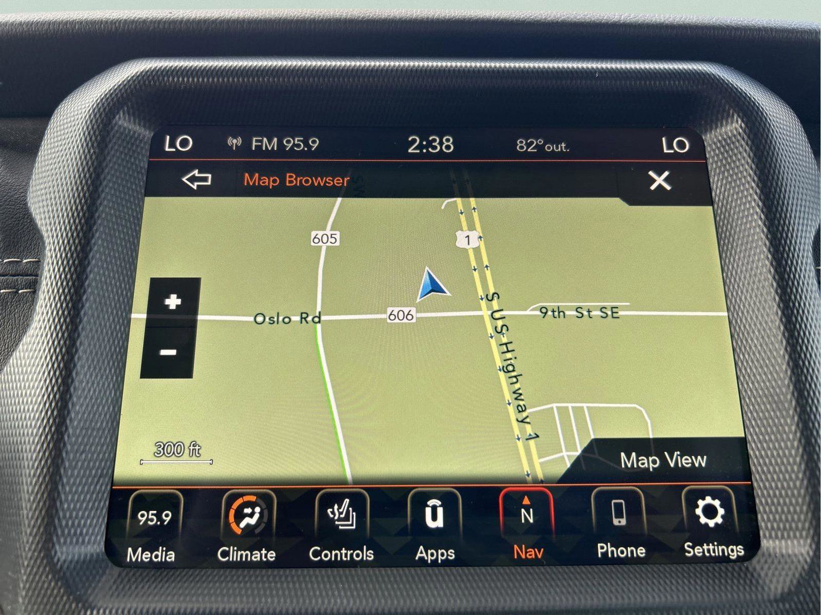 Used 2023 Jeep Wrangler Unlimited Sahara w/ Cold Weather Group image 20