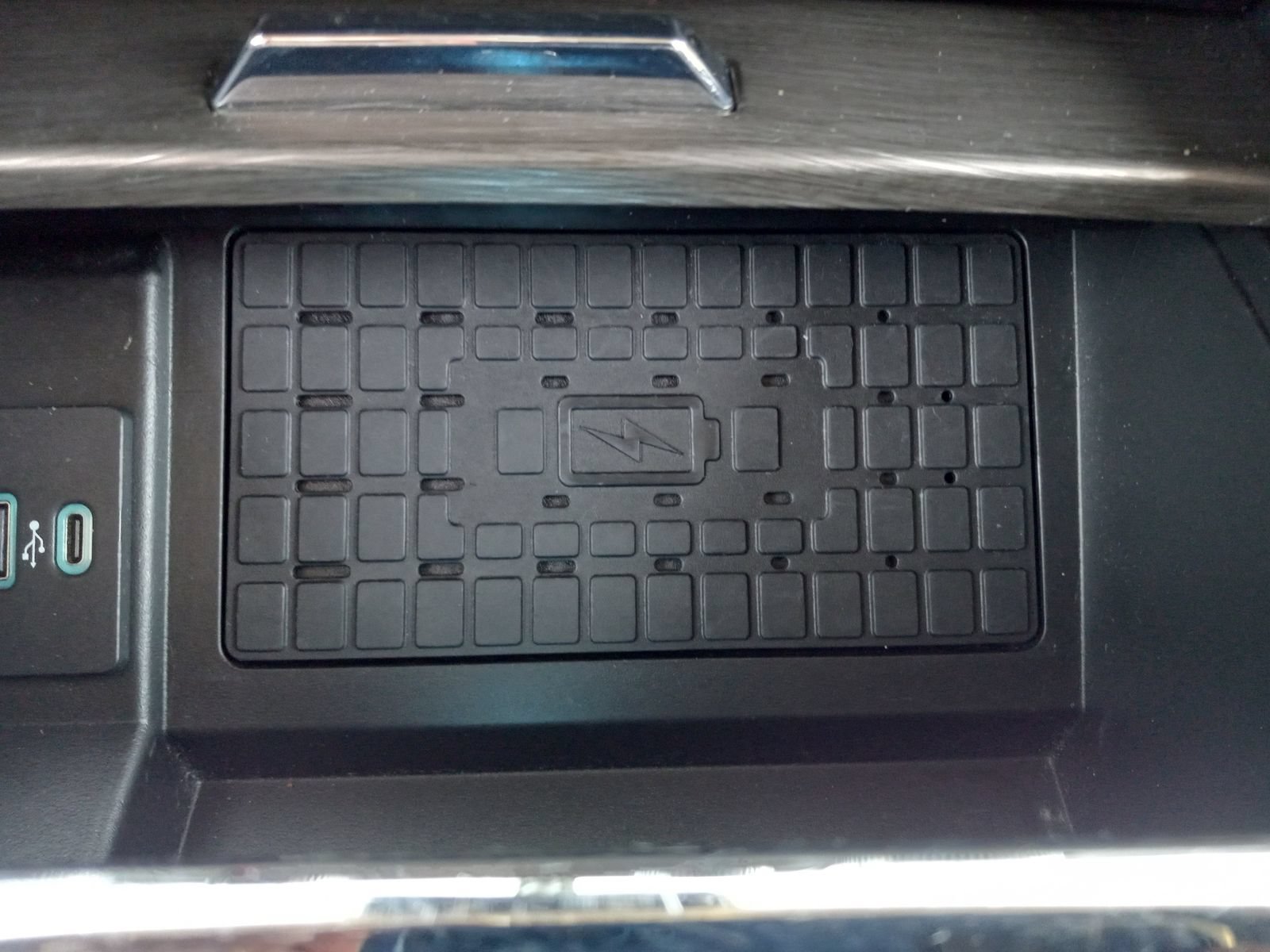 Used 2023 Ford Expedition Limited AWD/4WD image 24