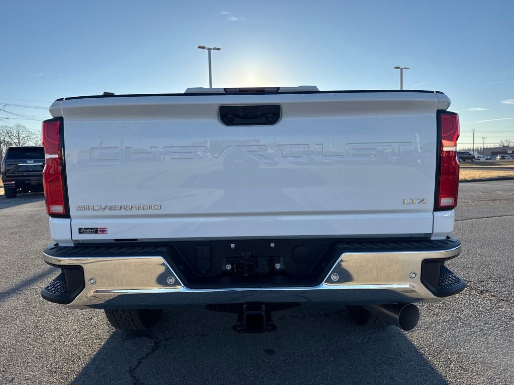 New 2026 Chevrolet Silverado 2500 LTZ w/ LTZ Convenience Package AWD/4WD image 5