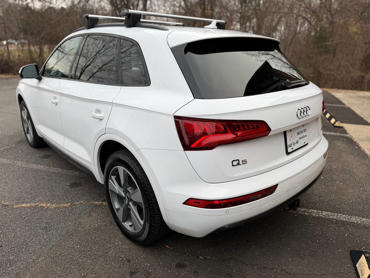 Used 2020 Audi Q5 2.0T Premium w/ Titanium Sport Package image 4