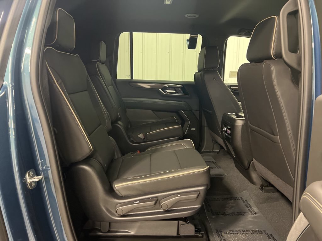 New 2026 GMC Yukon XL Elevation AWD/4WD image 40