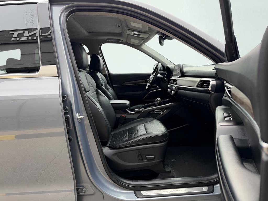 Used 2020 Kia Telluride SX w/ SX Prestige Package image 35