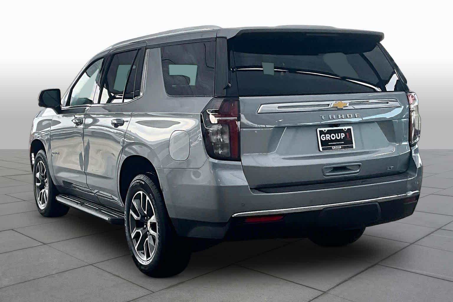 Used 2024 Chevrolet Tahoe LT w/ Luxury Package RWD image 11