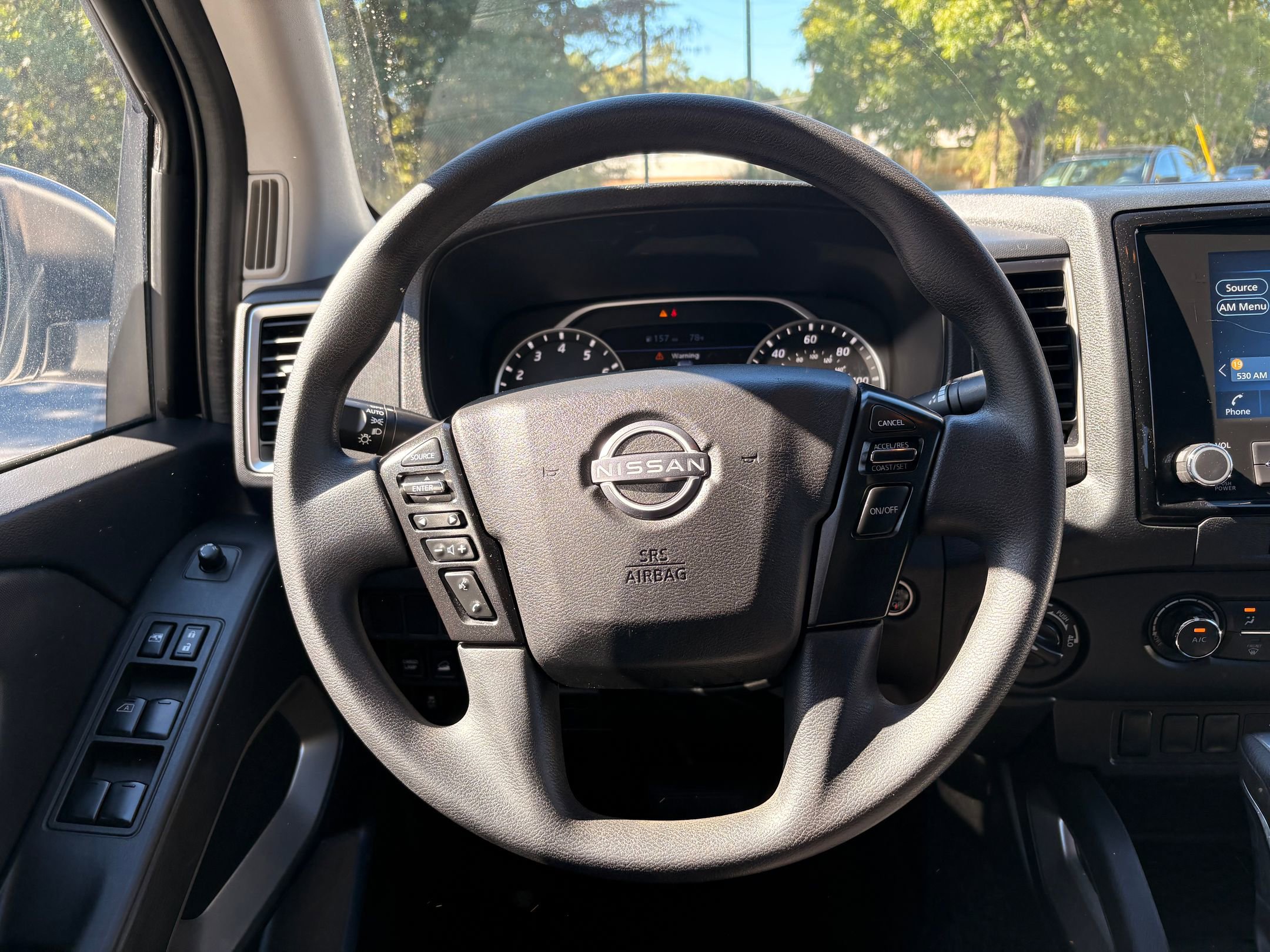 Used 2023 Nissan Frontier SV image 16