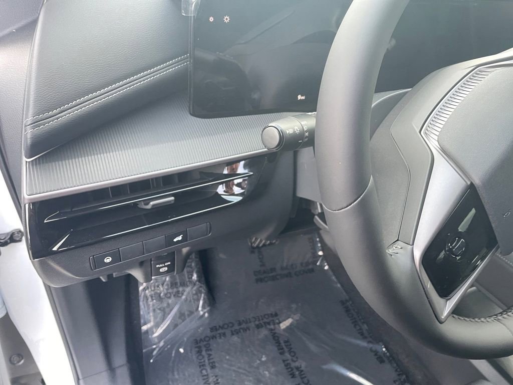 Certified 2025 Nissan Murano SV image 16