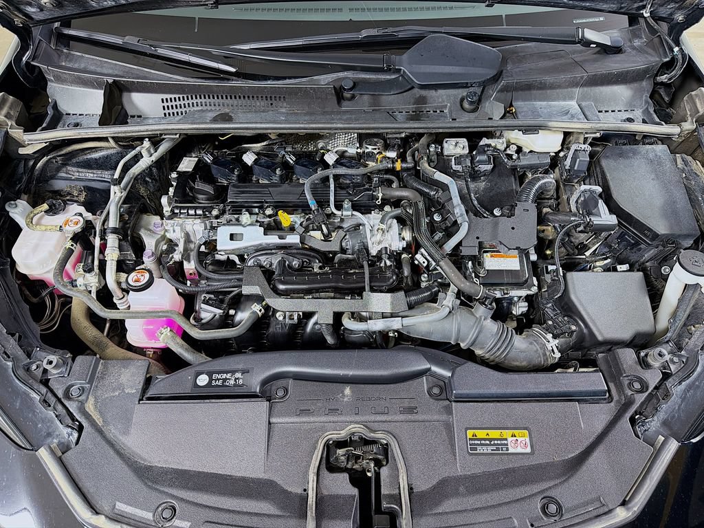 Used 2023 Toyota Prius XLE AWD/4WD image 26
