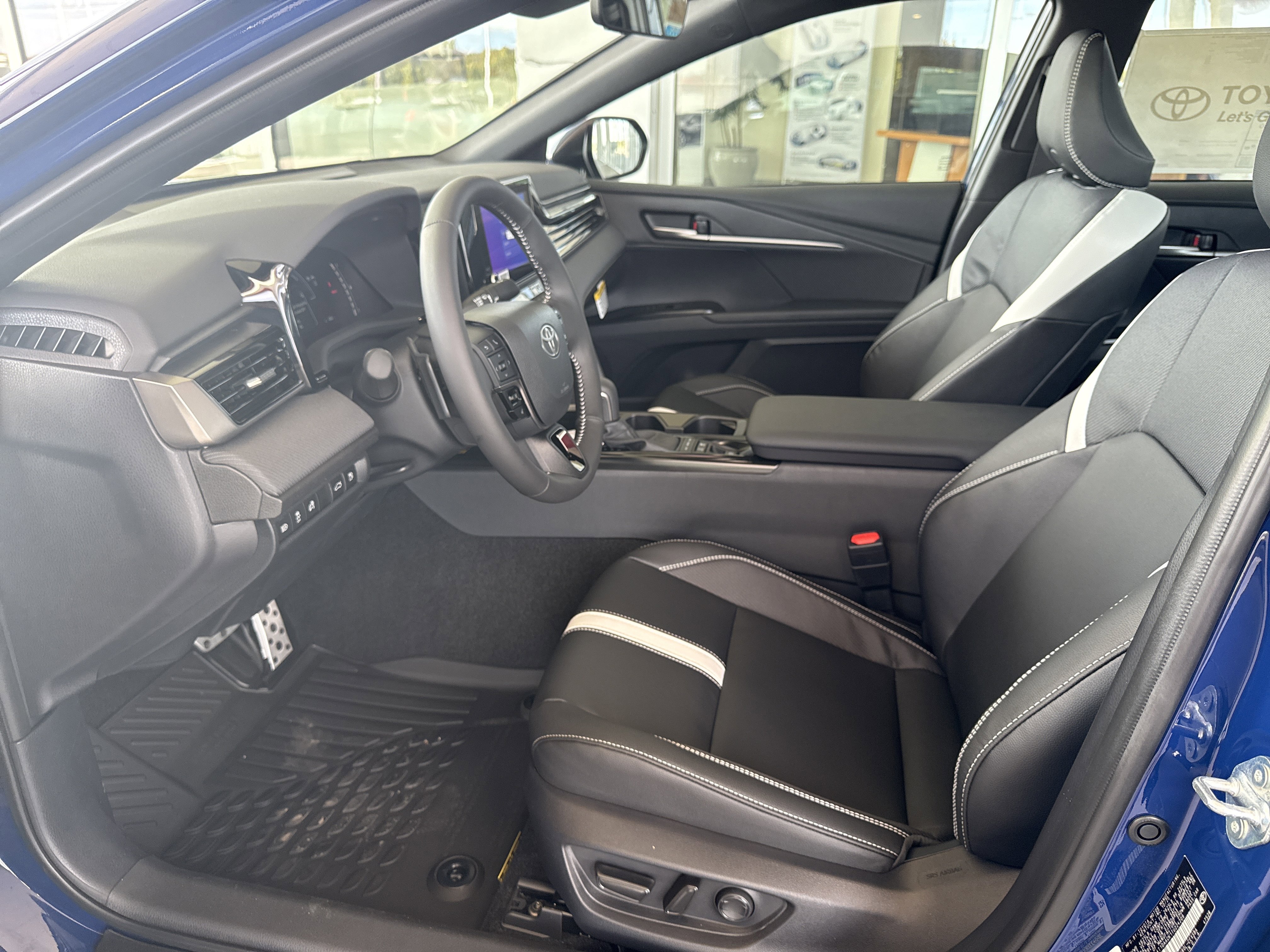 New 2026 Toyota Camry SE image 13