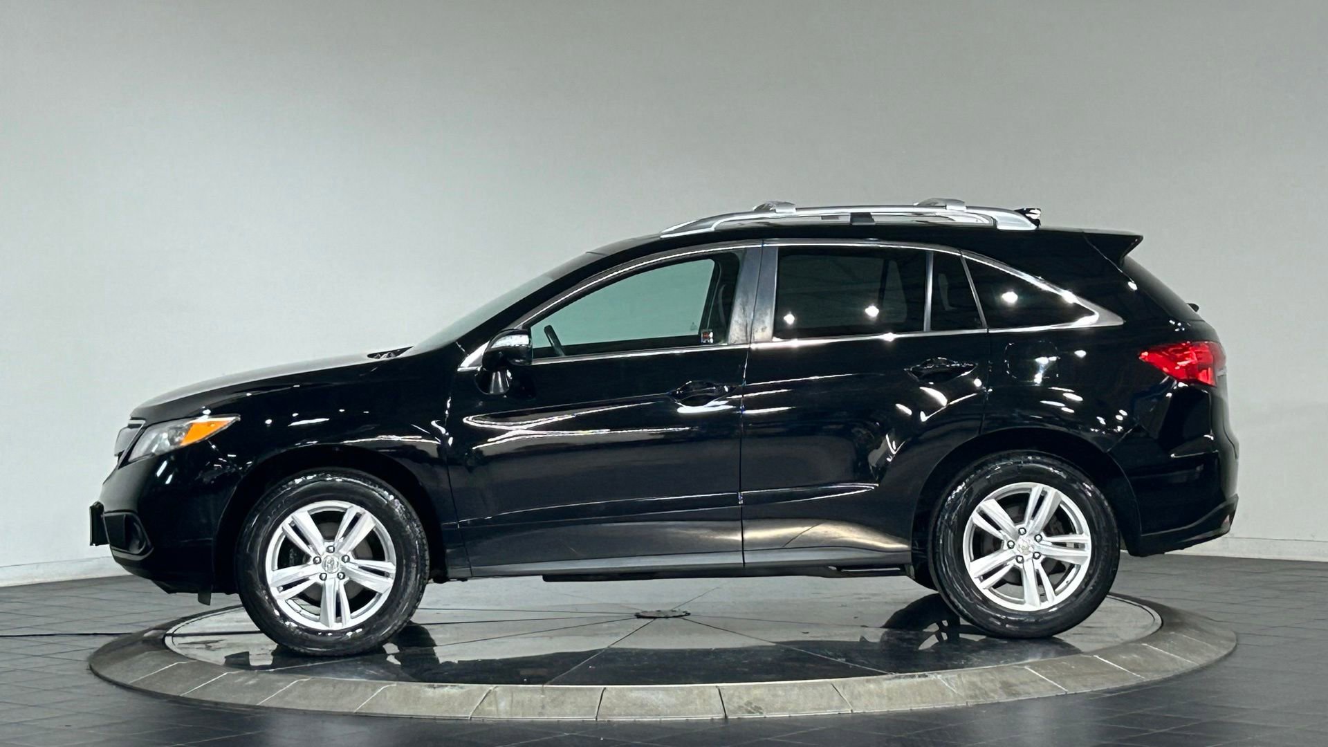 Used 2015 Acura RDX AWD image 6
