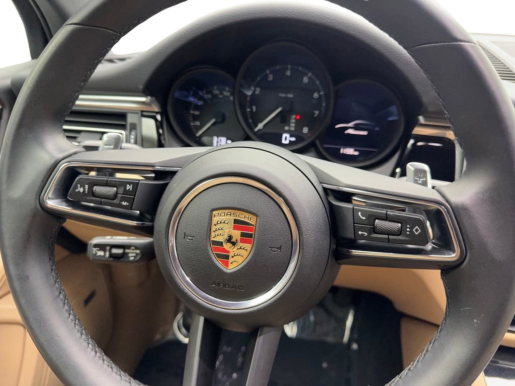 Used 2025 Porsche Macan Turbo image 56