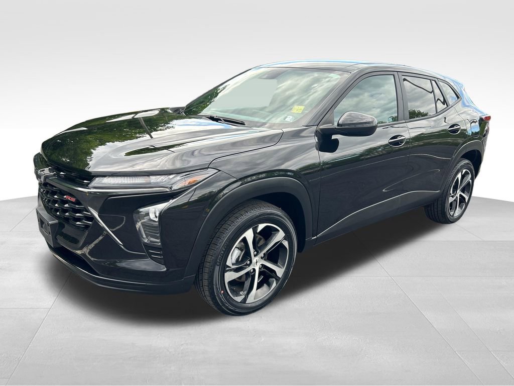 Used 2024 Chevrolet Trax RS FWD image 1