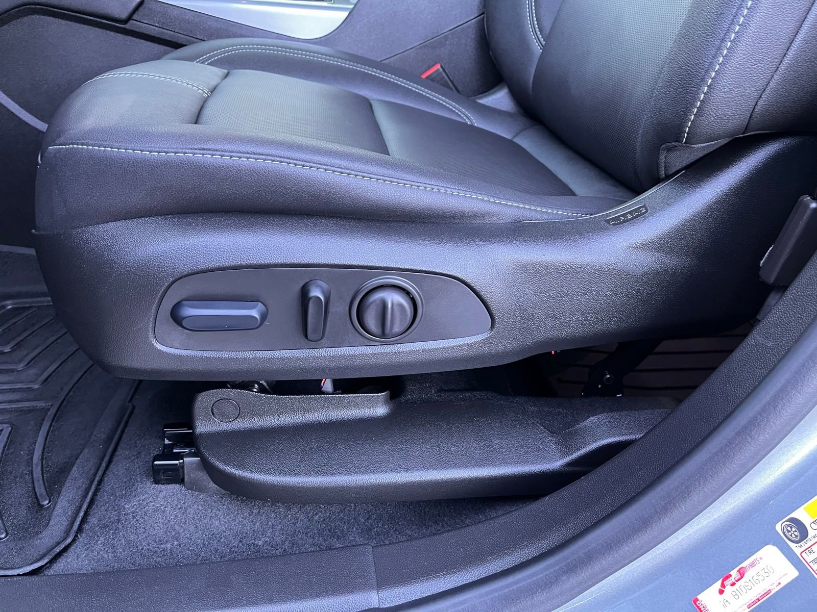 Certified 2024 Chevrolet Blazer LT w/ Midnight/Sport Edition image 27