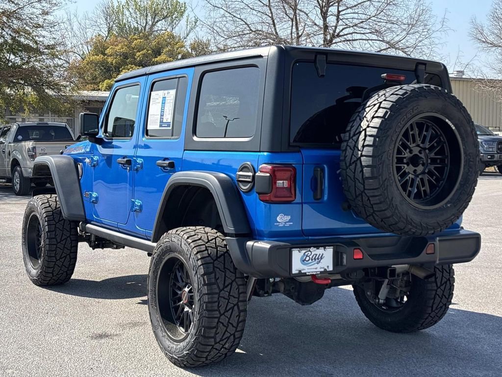 Used 2025 Jeep Wrangler Unlimited Rubicon AWD/4WD image 18