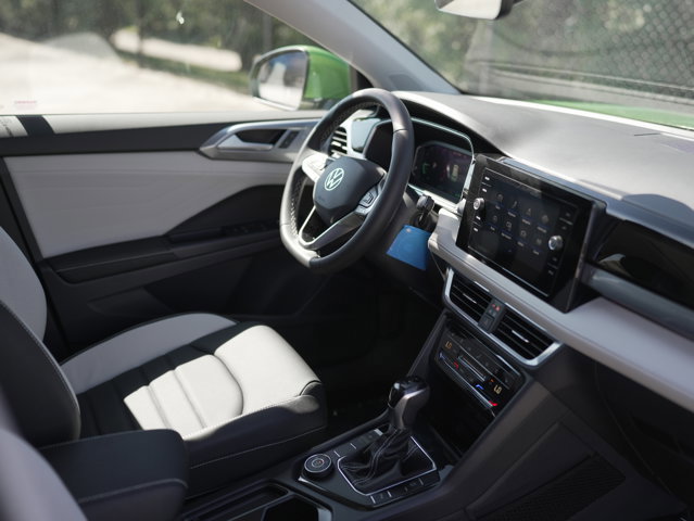 New 2025 Volkswagen Taos SEL AWD/4WD image 16